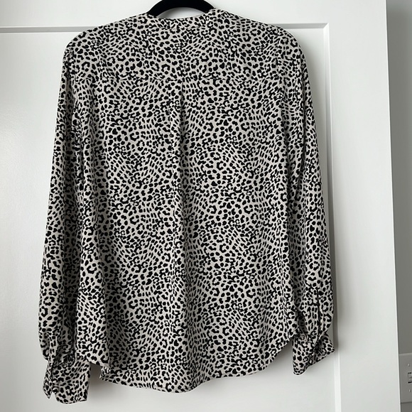 Express Blouse - Picture 4 of 4